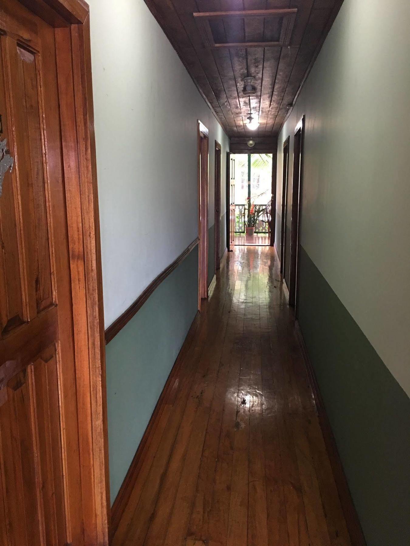 Casa Le Parc - Main Street Hotel Bocas Town Bagian luar foto